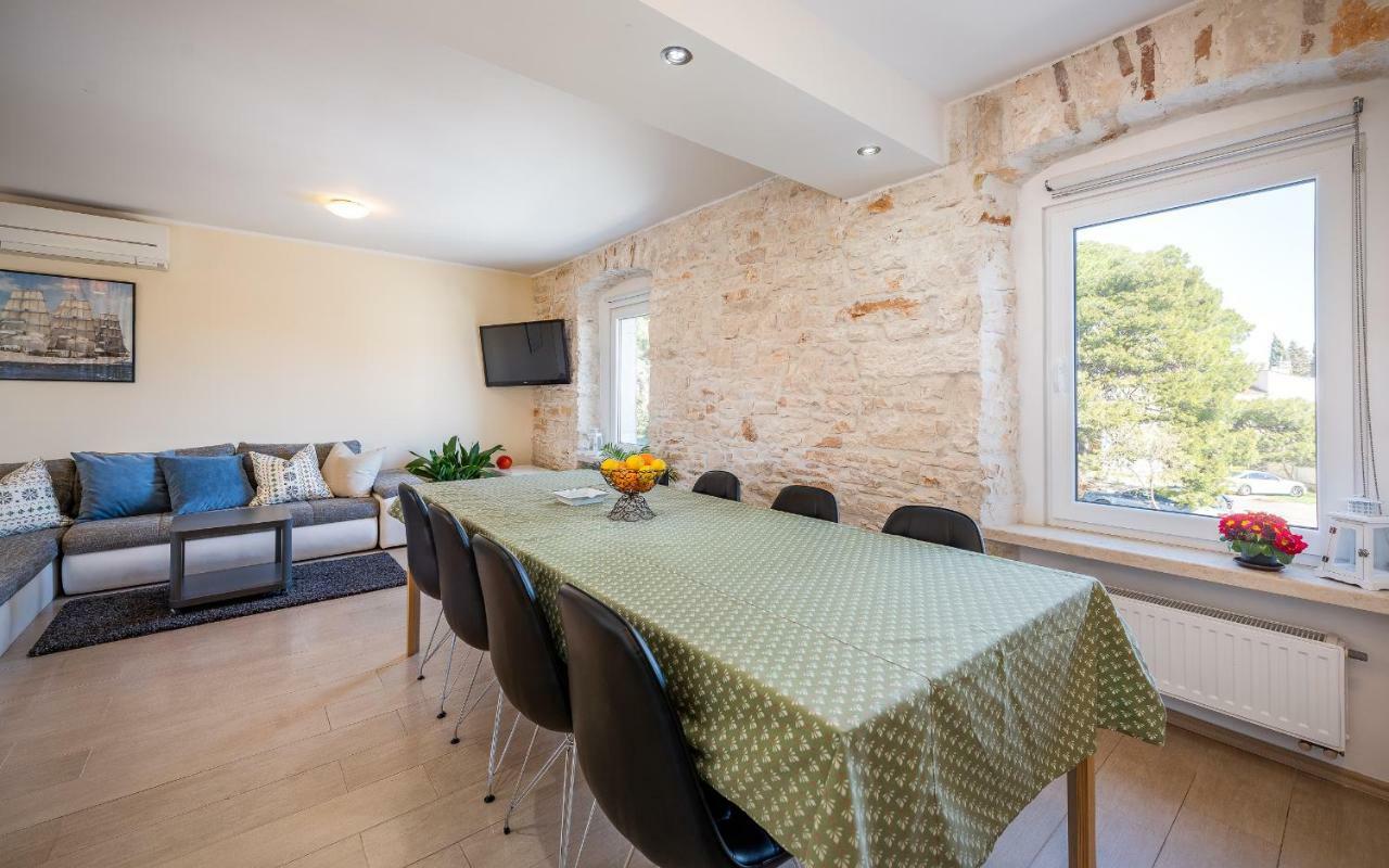 Apartment Lungomare Pula Dış mekan fotoğraf